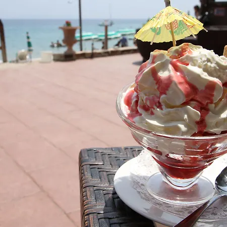 ホテル Cavaliere Surplage 3*