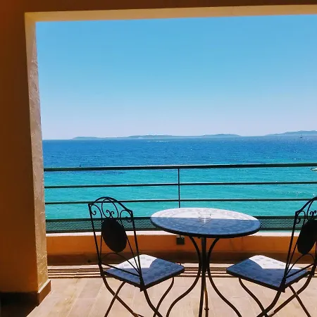 Cavaliere Surplage Le Lavandou