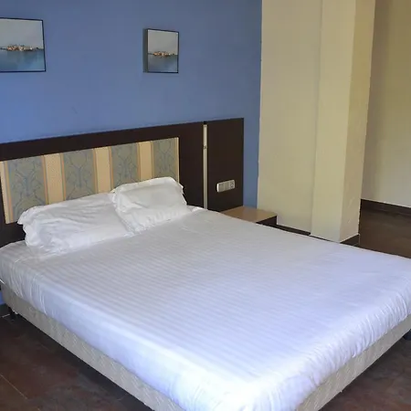 Hotel Cavaliere Surplage Le Lavandou